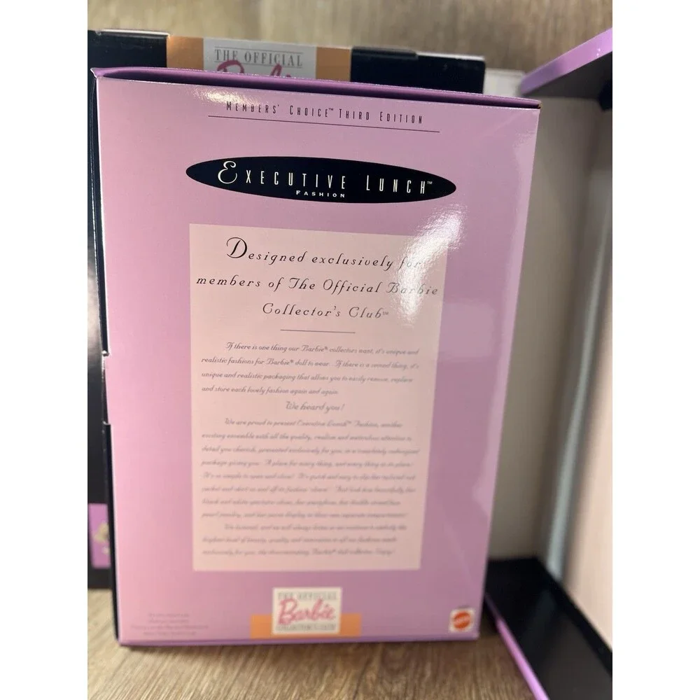 NEW 1998 The OFFICIAL Barbie Collector's Club Welcome Kit Third Edition‎ Mattel